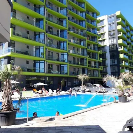 Marina Blue - Pool & Langa Plaja Mamaia Nord * ナボダリ