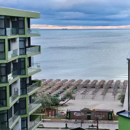 Marina Blue - Pool & Langa Plaja Mamaia Nord Apartment *