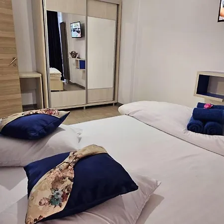 Marina Blue - Pool & Langa Plaja Mamaia Nord شقة Năvodari