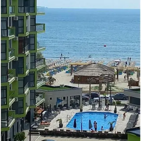 Marina Blue - Pool & Langa Plaja Mamaia Nord *