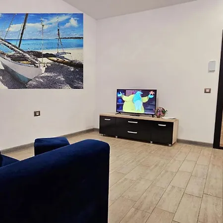 Marina Blue - Pool & Langa Plaja Mamaia Nord *