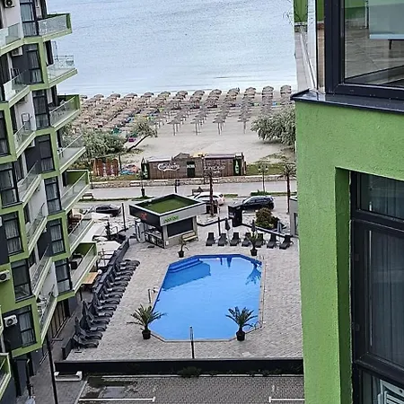 Marina Blue - Pool & Langa Plaja Mamaia Nord Apartment
