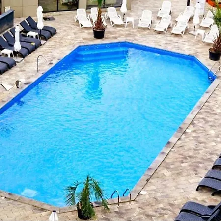 Marina Blue - Pool & Langa Plaja Mamaia Nord
