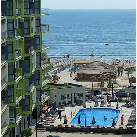 Marina Blue - Pool & Langa Plaja Mamaia Nord *