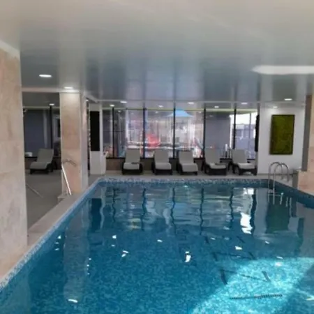 Marina Blue - Pool & Langa Plaja Mamaia Nord Navodari